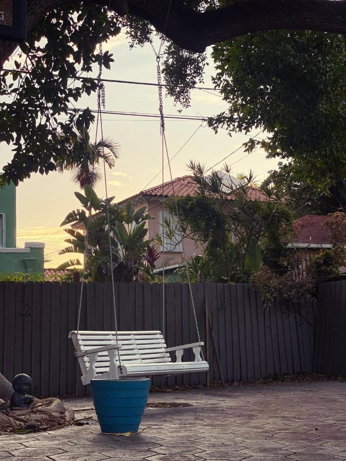 Private Suite W/ Full Backyard, Bbq, 5Min From Mia Miami Exterior foto